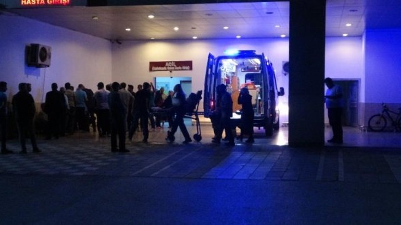 Aile faciası: Annesini ve kardeşini bıçakla yaraladı