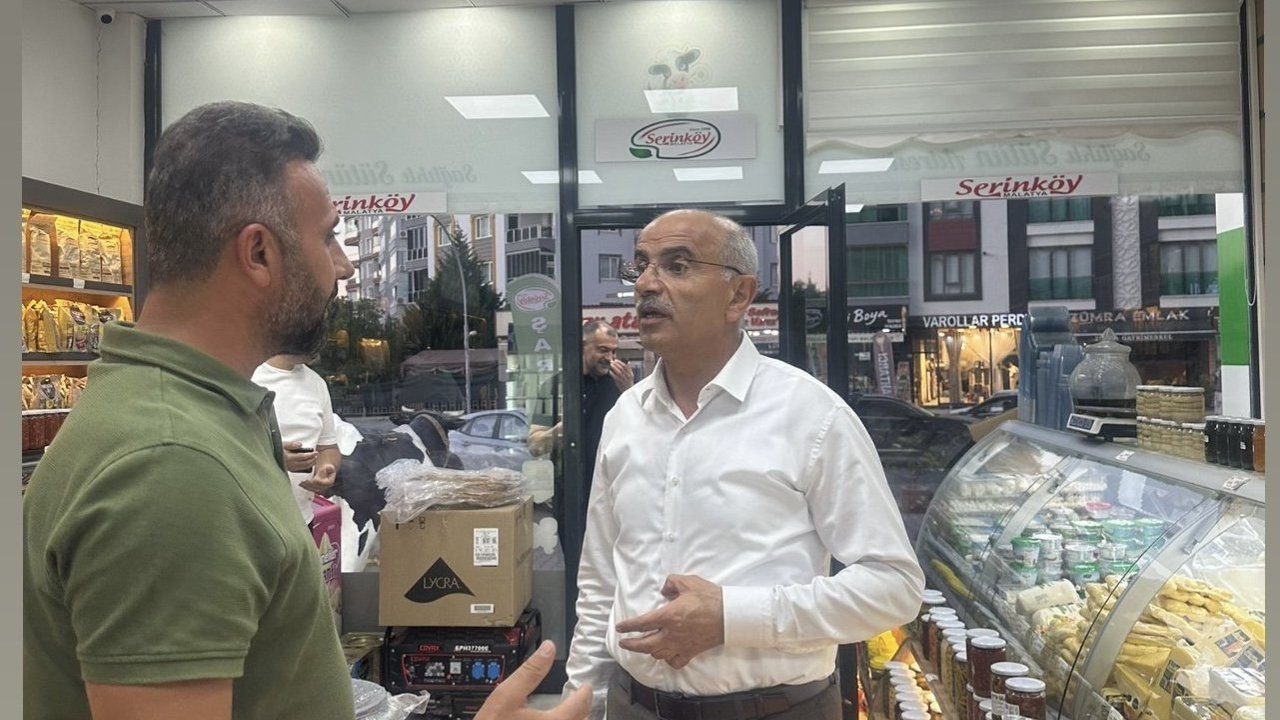 Başkan Sami ER Karagöz İnşaat mühendi Musa Karagöz’le  Malatya’nın önemli sorunlarını istişare etti