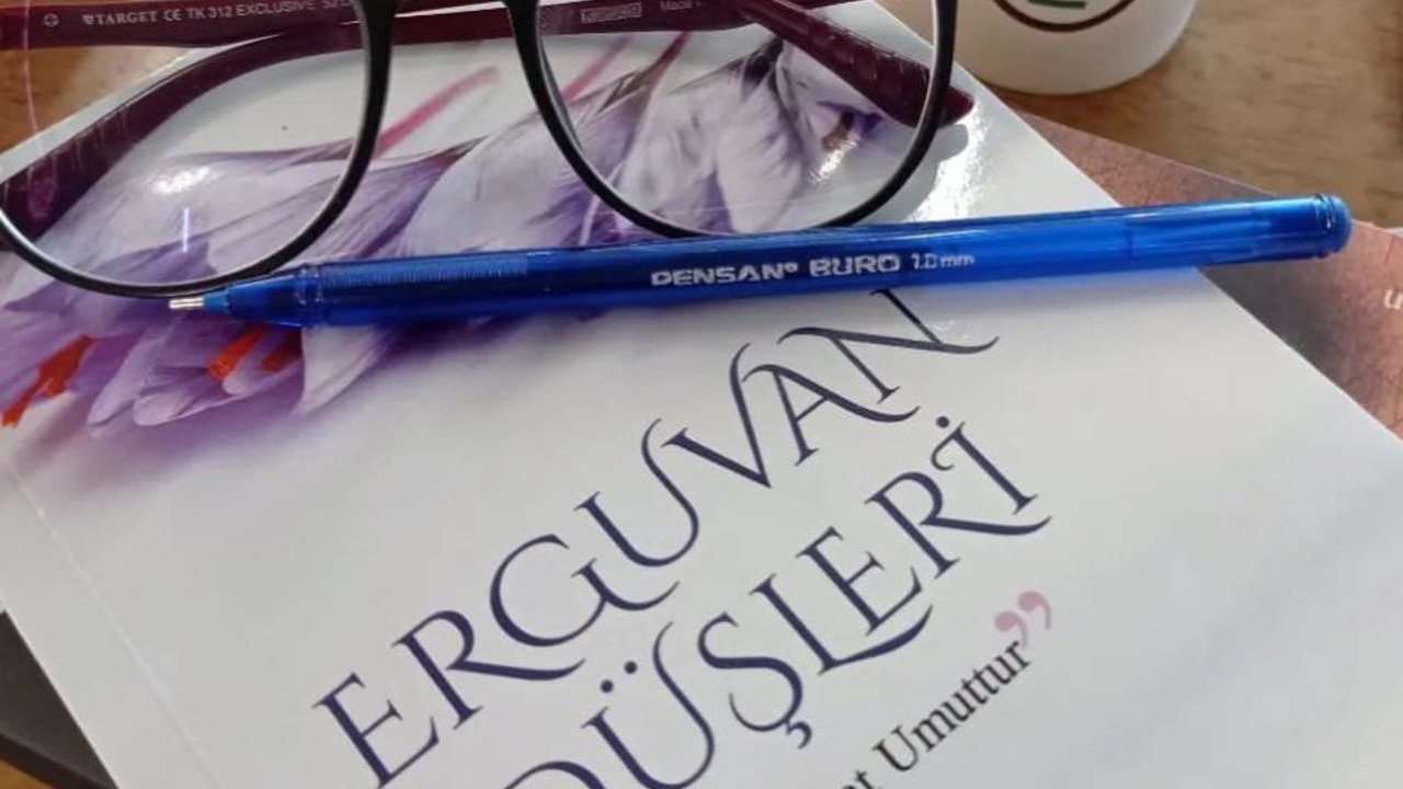 "Yaralı bir keklik uçtu önümden bende kaldı kanadı. "