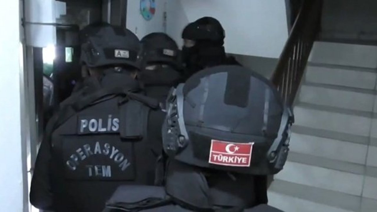 "Mercek-22" operasyonu: Bin 790 silah ele geçirildi