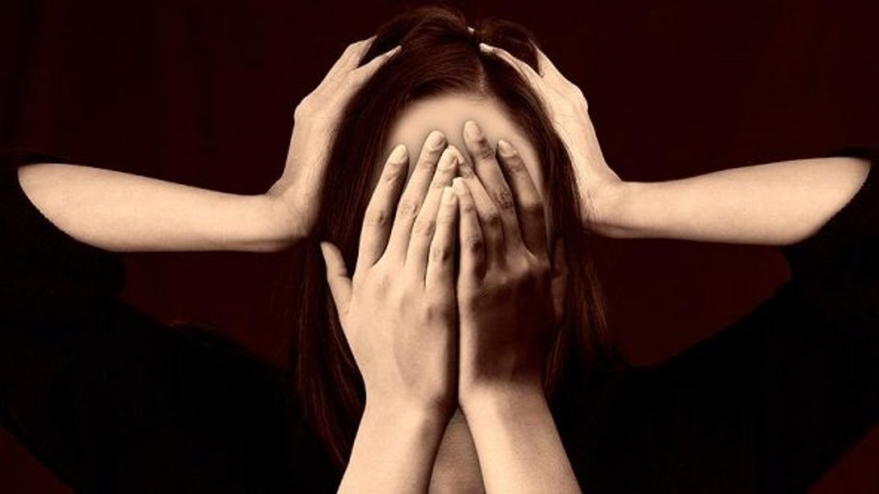 Sosyal ilişkilerden uzaklaşıyorsanız dikkat: Bu hastalık gizli bir şekilde ilerliyor