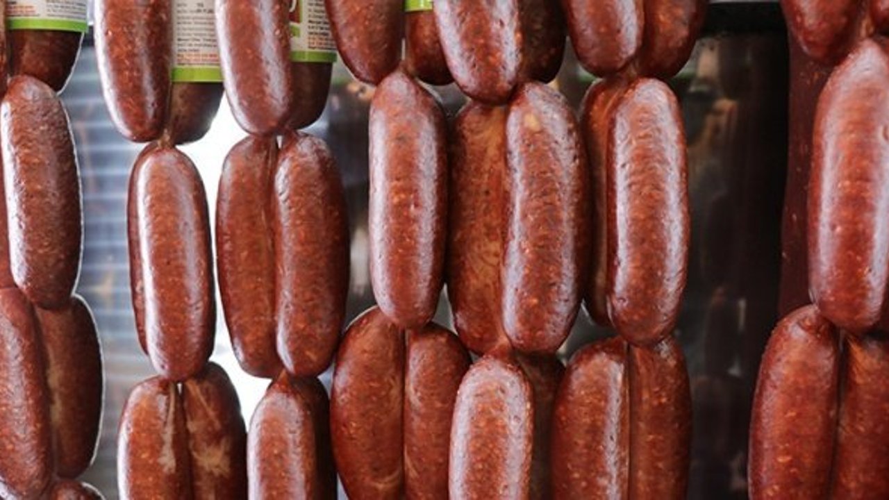 Bakanlık sahte sucuk yapan 8 firmayı ifşa etti