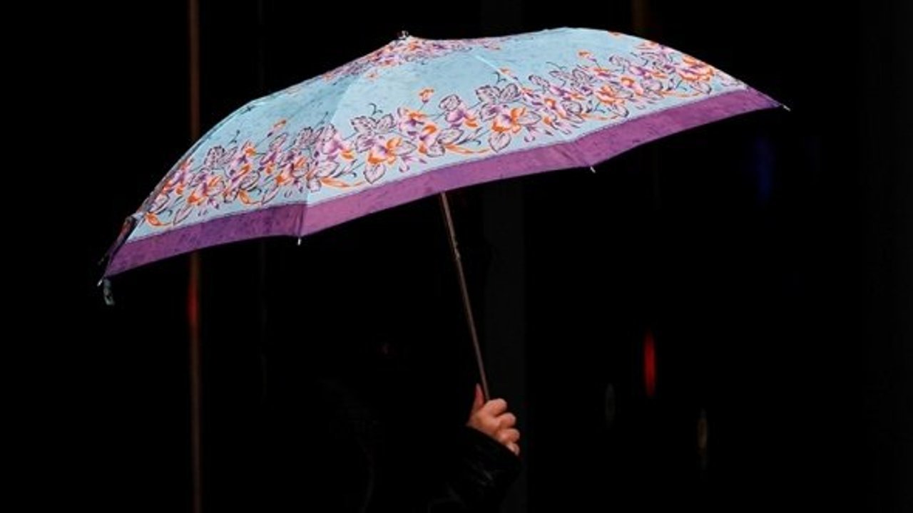 Bu şehirde yağmur durdurulamıyor, Metrekareye 140 kilo yağış