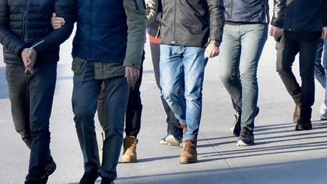 Diyarbakır ve 18 ilde Bilişim operasyonu: 102 gözaltı