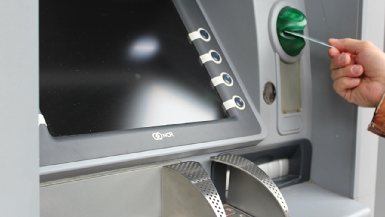 ATM'de yeni dönem pazartesi başlıyor: şifresini değiştirmeyen işlem yapamayacak
