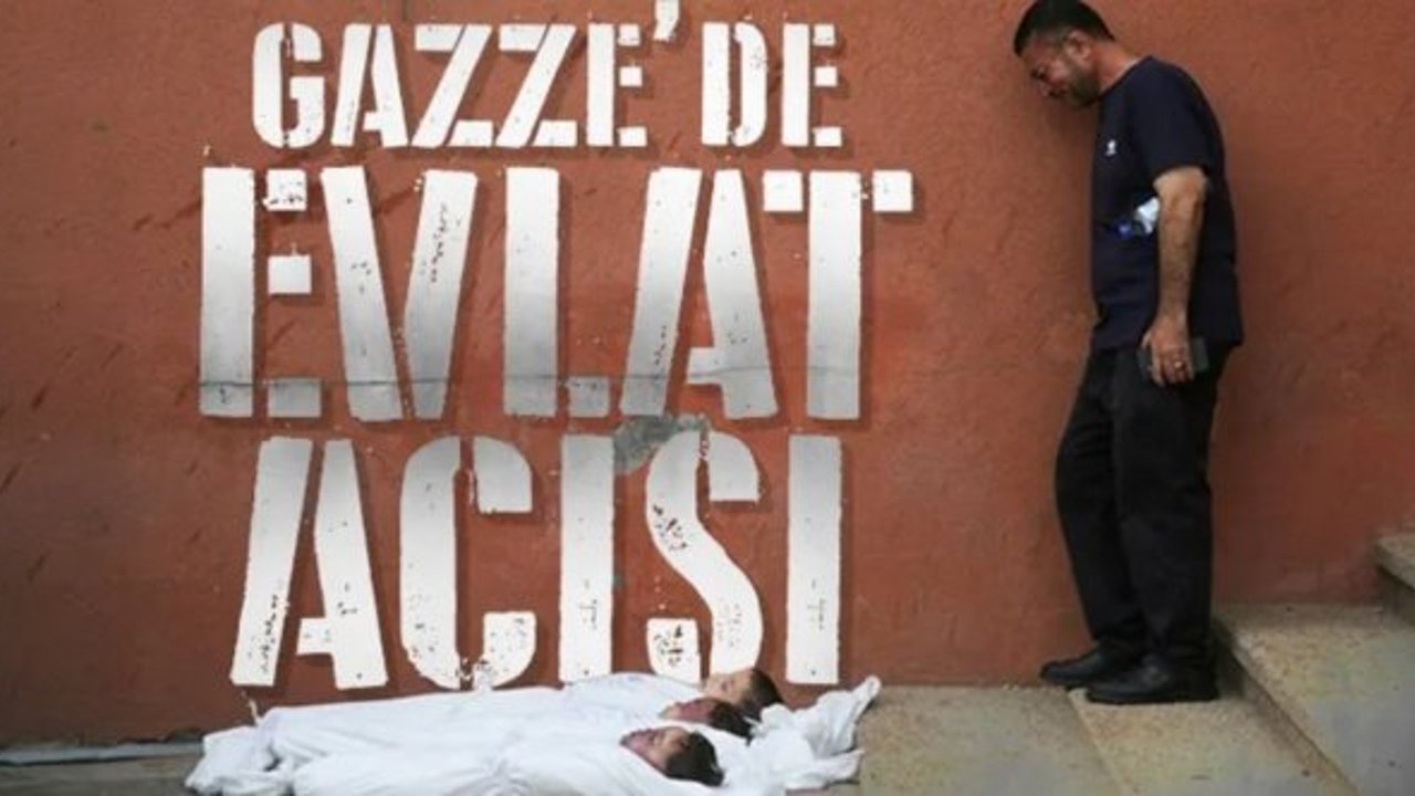 Gazze'de zulüm devam ediyor: Engelli babanın 3 çocuğu ve eşi öldürüldü