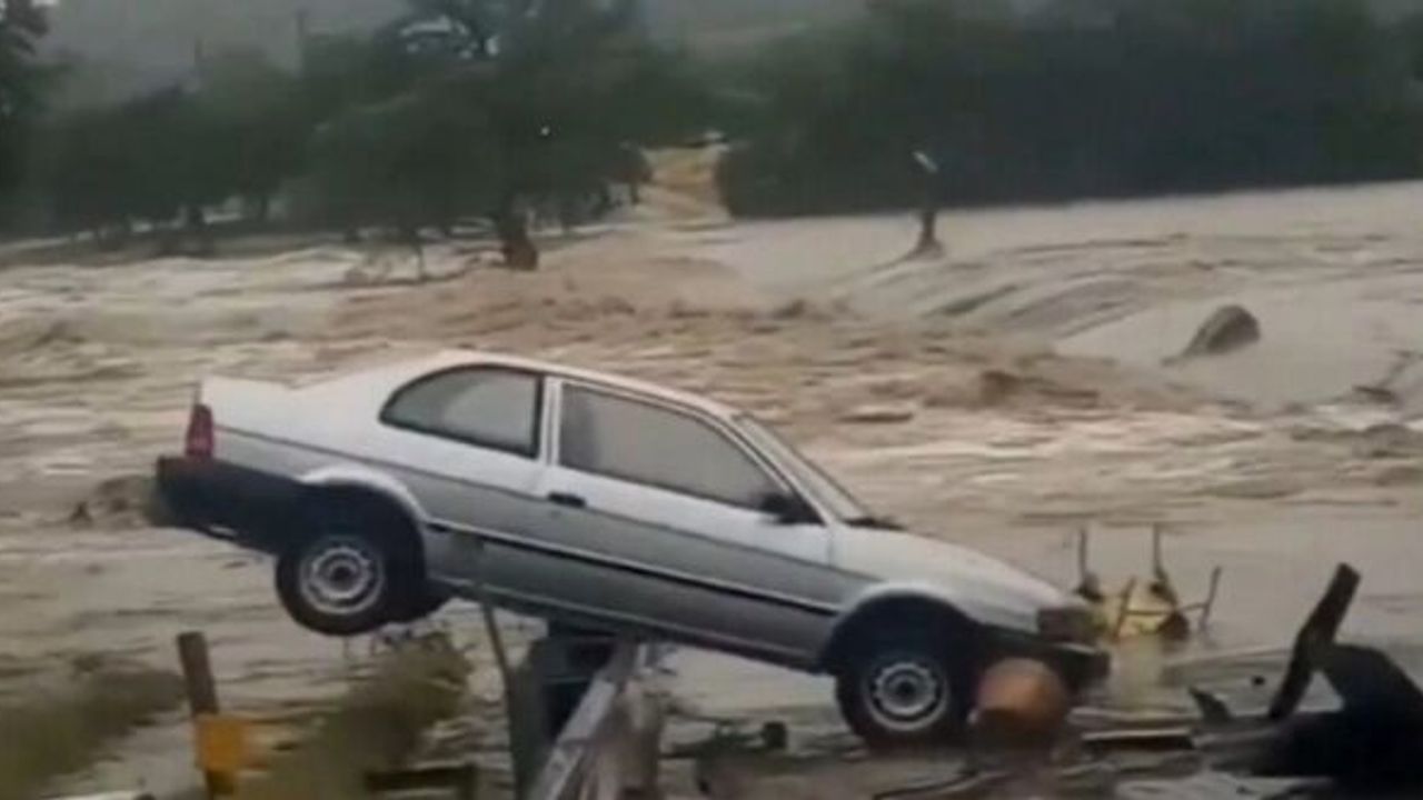 Teksas'ta sel felaketi: 82 ölü, 41 kayıp