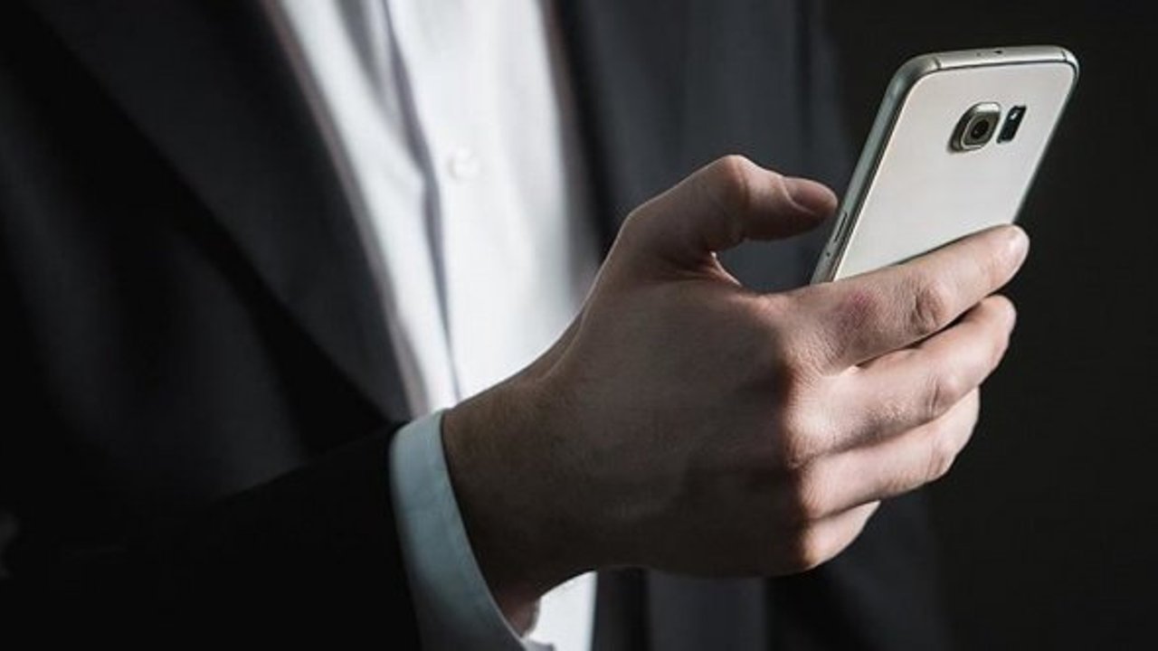 O ülkede her 5 dakikada bir ekranınızı devlete gönderiyor