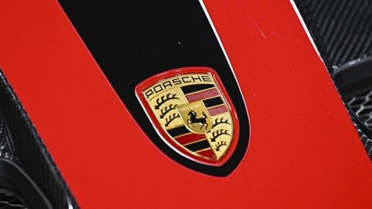 Porsche sahipleri araçlarını çalıştıramıyor