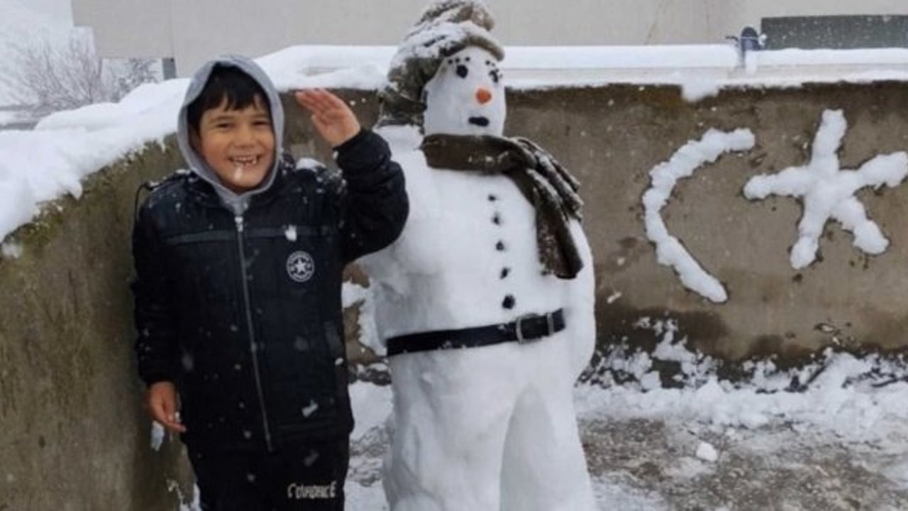 Diyarbakır’ın en güzel kardan adamları yarıştı