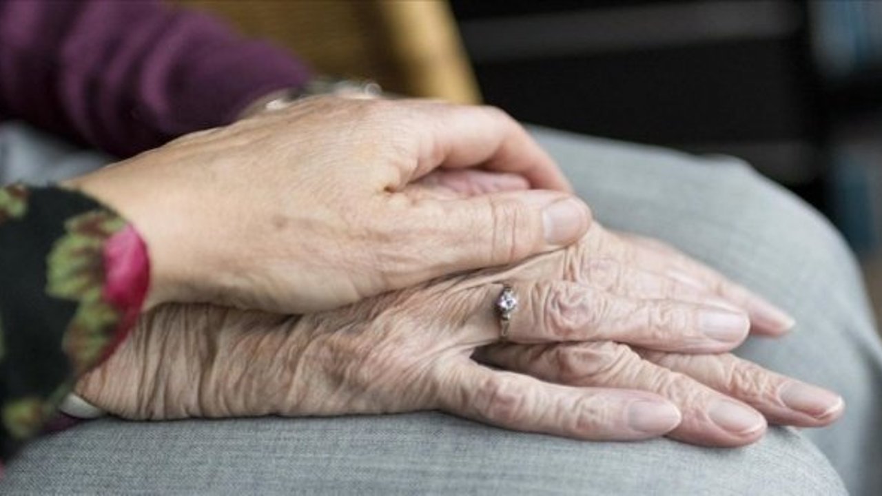 Yaşlı ve Engellilere 1,3 milyarlık destek