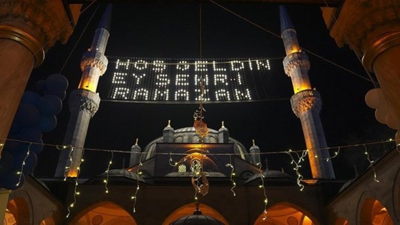 On bir ayın sultanı ramazan 19 Şubat'ta başlayacak