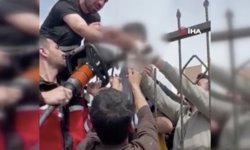 Diyarbakır'da demir korkuluk saplandı