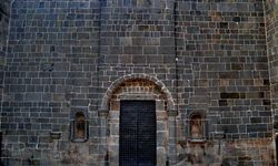 Şiir: Kelimelerin Büyülü Bahçesi