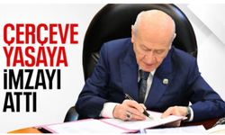 Devlet Bahçeli 'çerçeve yasa' için imza attı
