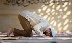 Türkiye'nin ibadet karnesi: Namaz kılma sıklığı batıdan doğuya artıyor