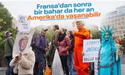 ABD'de ara seçimler yaklaşırken binlerce kişi Trump karşıtı protestolara katıldı