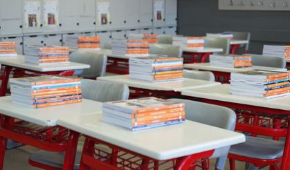 Ücretsiz ders kitapları okullardaki yerini aldı