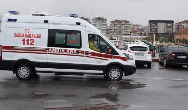 Kız meselesi kanlı bitti: 1 yaralı