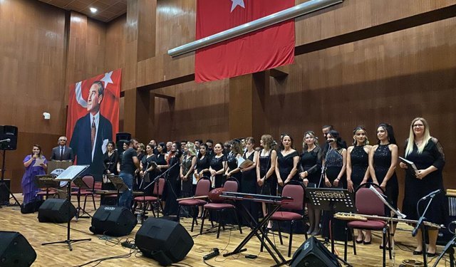 KAYAPINAR İLÇE MİLLİ EĞİTİMDEN MÜZİK FESTİVALİ