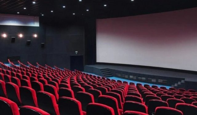 Emeklilere sinemada yüzde 30 indirim