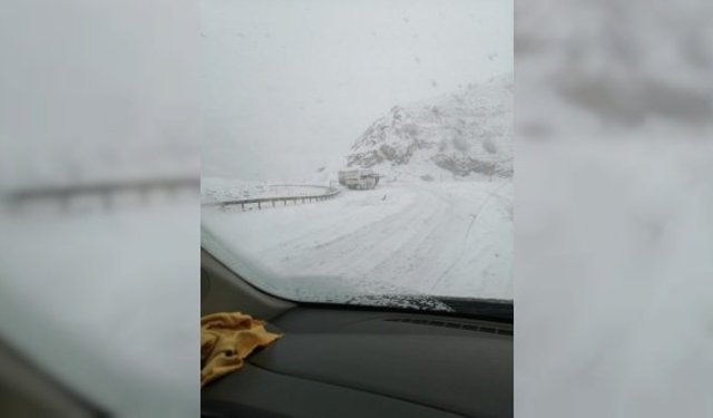 Mayıs ortasında kar yağışı