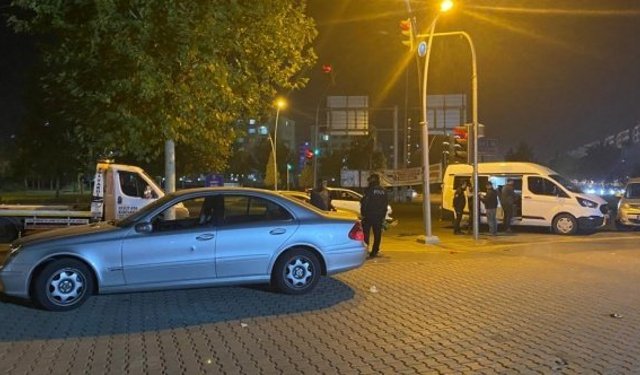 Diyarbakır'da araca silahlı saldırı: 1 kişi öldü