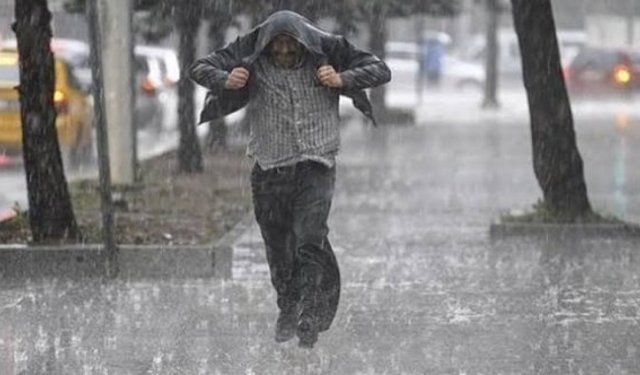 Diyarbakır yağışa teslim