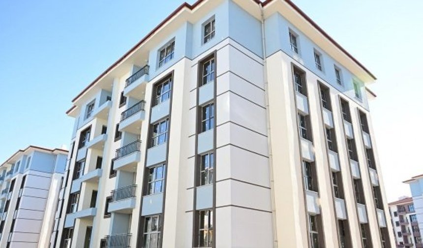 Malatya'da depreminin ardından yıkımların yüzde 97'si tamamlandı, yeni konutlar yükseliyor