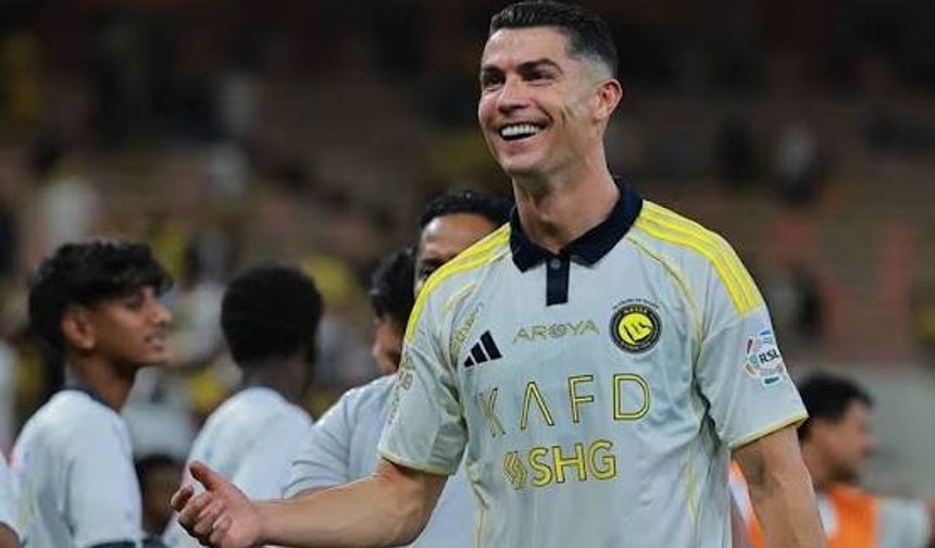 Ronaldo aniden borçlarını ödeme talepleriyle karşı karşıya kaldı.