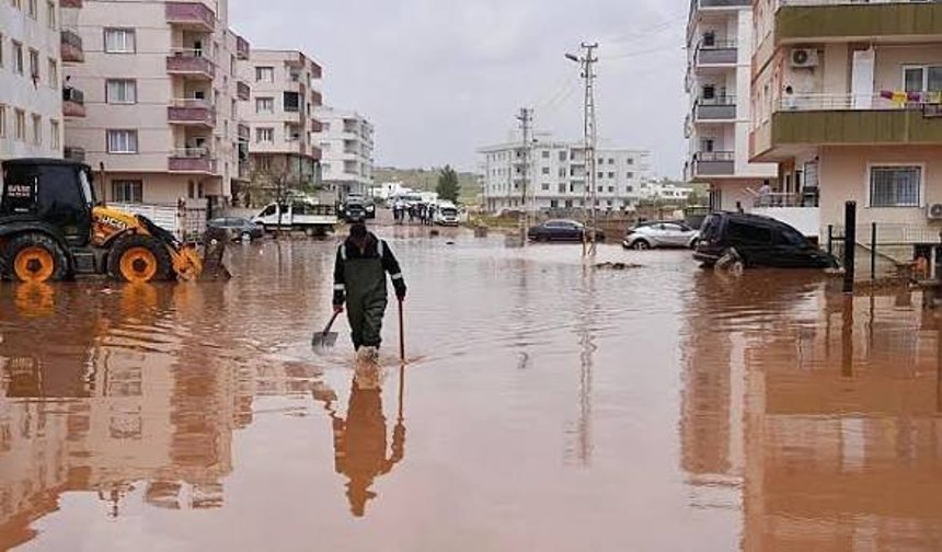 Mardin’de Sel Felaketi: Bir Aile Tüm Eşyalarını Kaybetti