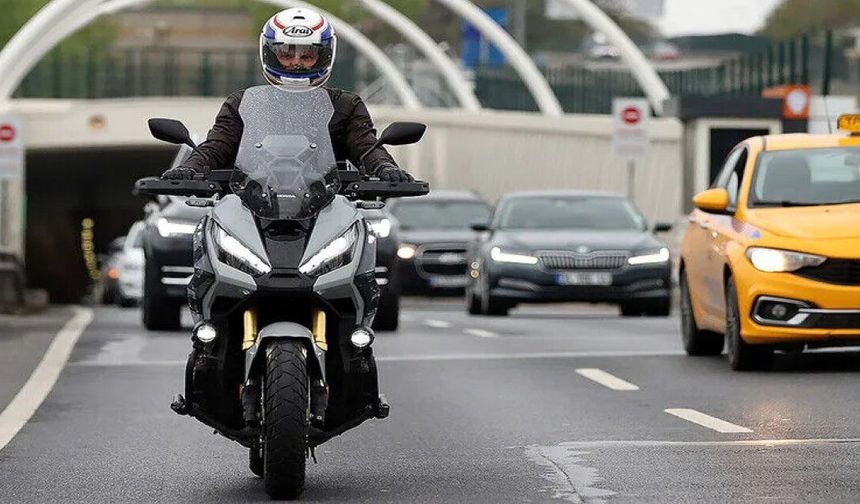Trafikte yeni dönem! Motosikletlere özel bekleme alanı geliyor