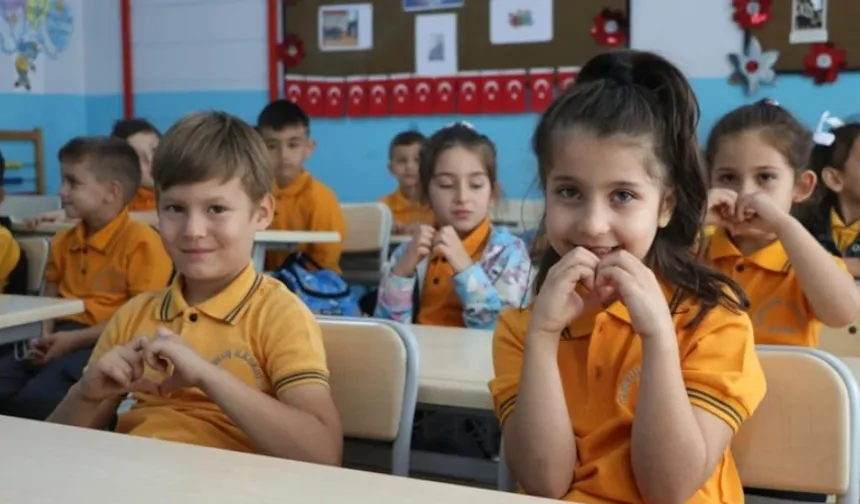 MEB duyurdu: Uyum haftasında memur velilere idari izin kolaylığı