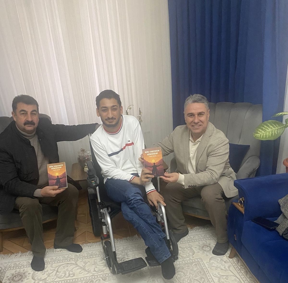 ENGEL TANIMAYAN DİZELER: “BİR UMUDUN HİKÂYESİ” OKURLA BULUŞTU