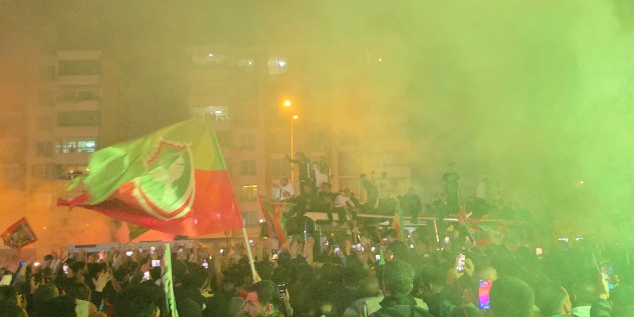 Diyarbakır’da tarihi gece: Amedspor coşkuyla karşılandı