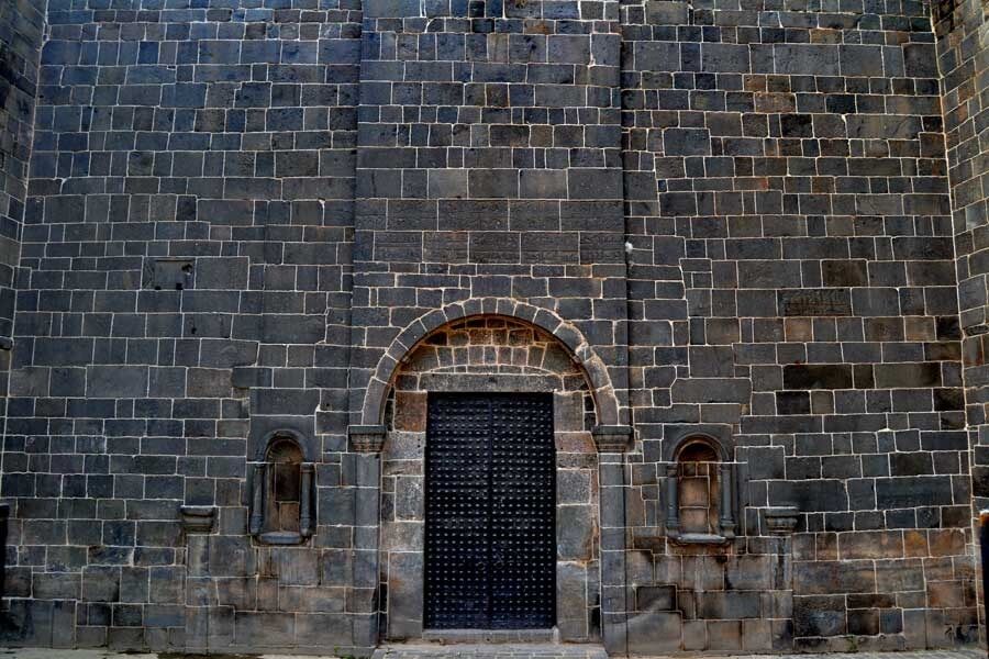 Şiir: Kelimelerin Büyülü Bahçesi