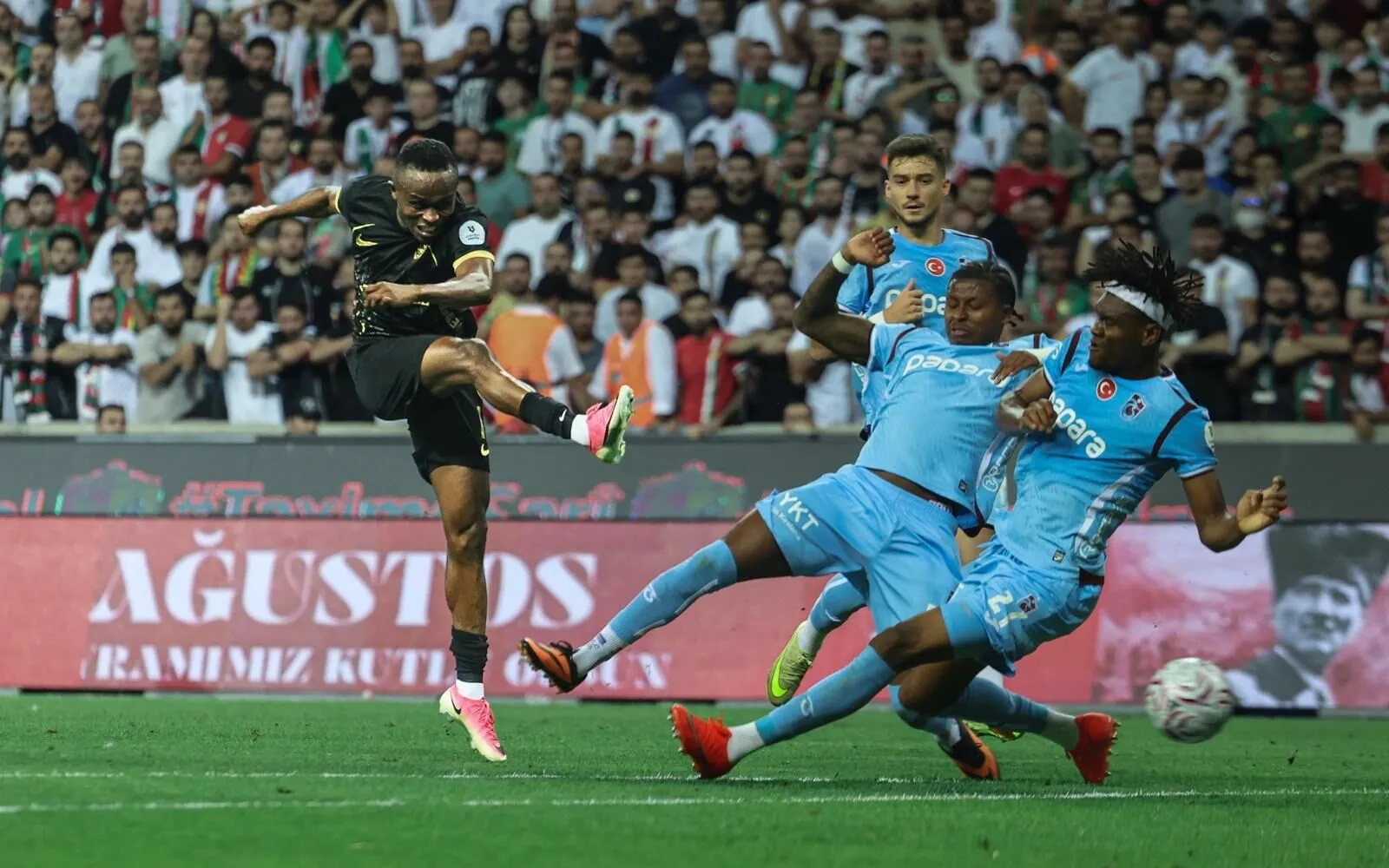 Amedspor’da galibiyetten sonra korkutan gelişme